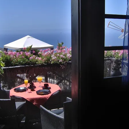 Moderne Mit Privatem Balkon Sowie Meer- Und Gebirgsblick Icod De Los Vinos