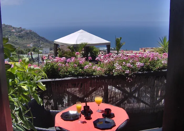 Moderne Mit Privatem Balkon Sowie Meer- Und Gebirgsblick * Icod De Los Vinos