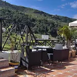 Appartamento Moderne Mit Privatem Balkon Sowie Meer- Und Gebirgsblick