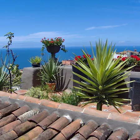 Moderne Mit Privatem Balkon Sowie Meer- Und Gebirgsblick * Icod De Los Vinos