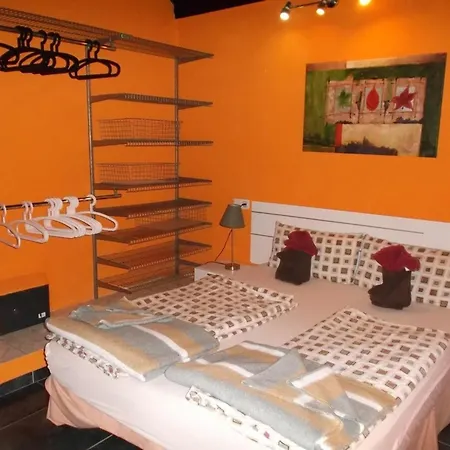Moderne Mit Privatem Balkon Sowie Meer- Und Gebirgsblick Apartment Icod De Los Vinos