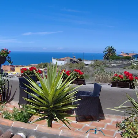 Moderne Mit Privatem Balkon Sowie Meer- Und Gebirgsblick Apartment *